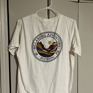 Cream colored billabong tshirt never worn